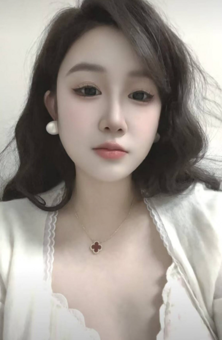 中北镇01年小妹